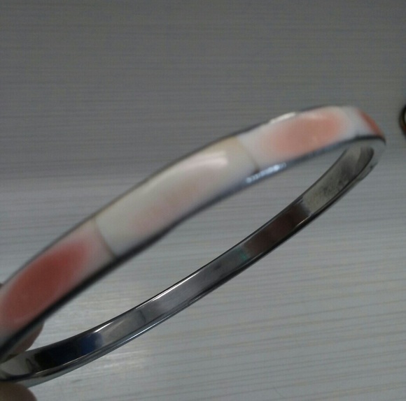Vintage BANGLE Mother of pearl INLAY - Picture 1 of 3